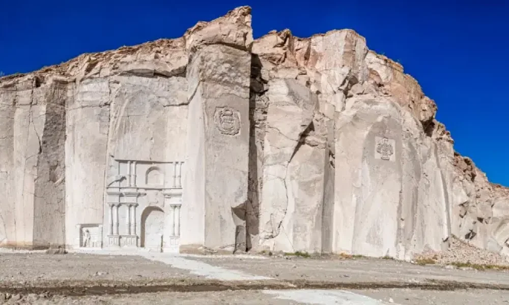Canteras-de-Anashuayco-Arequipa